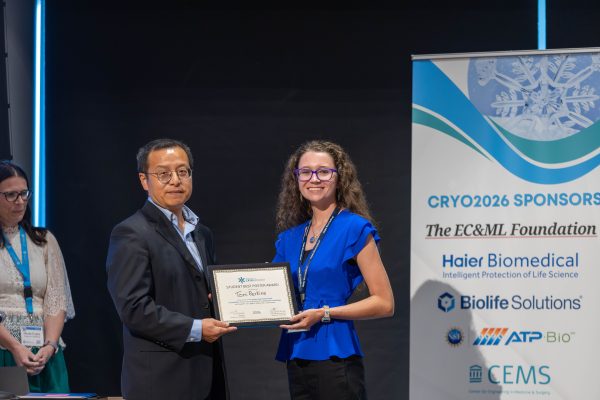PhD student Toni Perkins and Dr. Charles Y. Lee hold the Student Best Poster Award at the CRYO2026 conference.